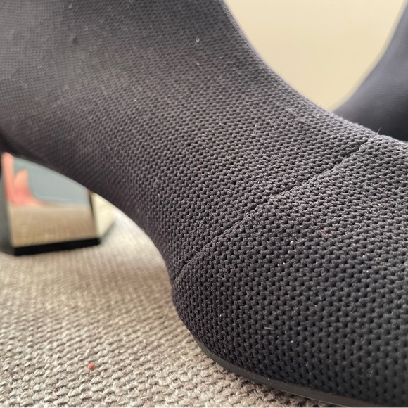 High heel knit black mini boots-Stradivarius NEW (never worn) - Picture 2 of 5